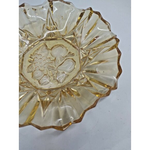 Vintage 1950's Federal Glass Amber Pioneer Fruit Pattern Crimped Edge 7.5" Round - Picture 3 of 9